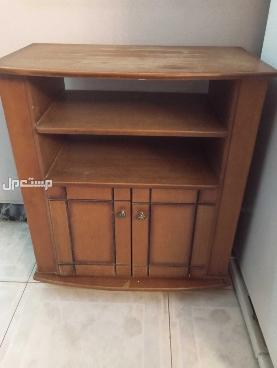 ترابيزة تيلفزيون خشب كونتر بسعر مغري