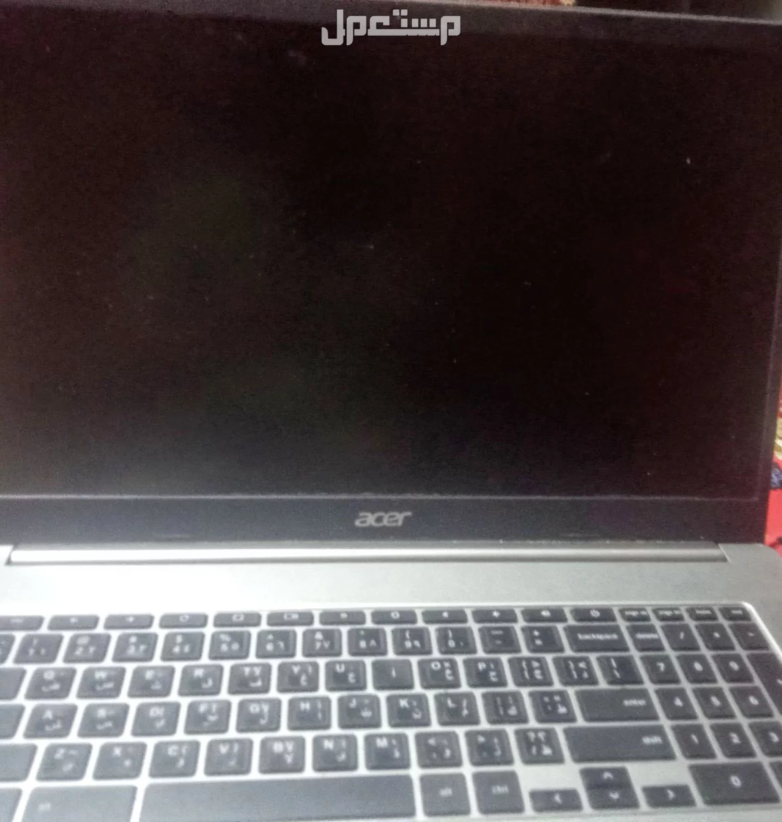للبيع لابتوب ايسر كروم نظيف جداً