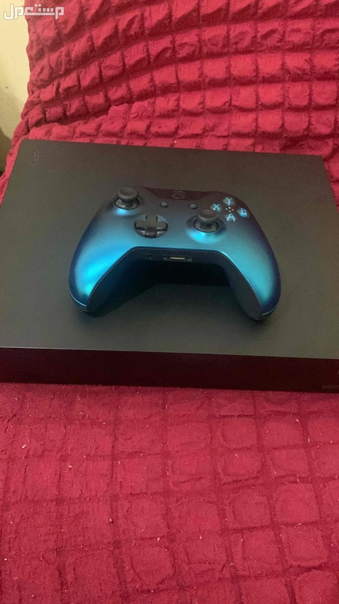 ‏بلاي ستيشن Xbox نظيف يد واحدة مع أغراضه وكرتون وأسلاك 🔌🔌🔌🔌🔌