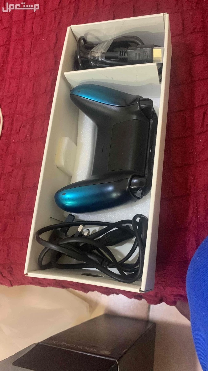 ‏بلاي ستيشن Xbox نظيف يد واحدة مع أغراضه وكرتون وأسلاك 🔌🔌🔌🔌🔌