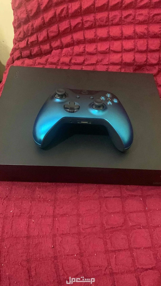 ‏بلاي ستيشن Xbox نظيف يد واحدة مع أغراضه وكرتون وأسلاك 🔌🔌🔌🔌🔌