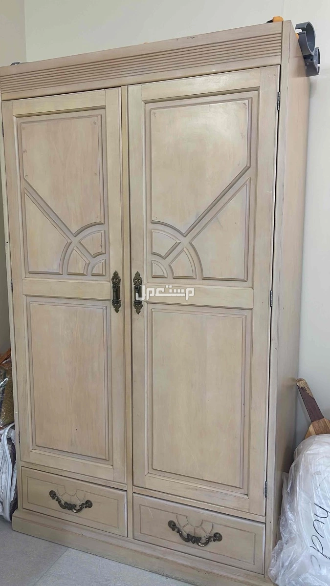 غرفة نوم كاملة مفرد سليمة خشبها ممتاز جدًا