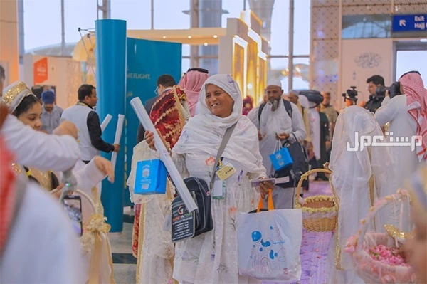عقوبات الحج بدون تصريح 2025: غرامات وترحيل فوري بانتظار هذه الفئات صور حجاج بيت الله الحرام 2025-1446