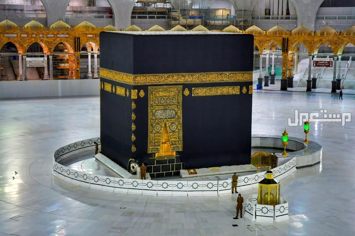 عقوبات الحج بدون تصريح 2025: غرامات وترحيل فوري بانتظار هذه الفئات تأشيرة التي لا يسمح لحاملها بالحج 2025