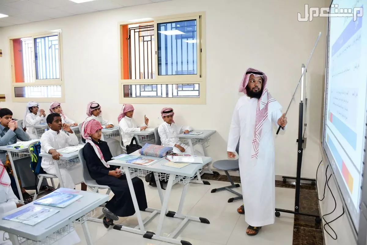 جدول اختبارات الفصل الدراسي الثالث 1446 للمدارس والجامعات التقويم الدراسي لعام 1446