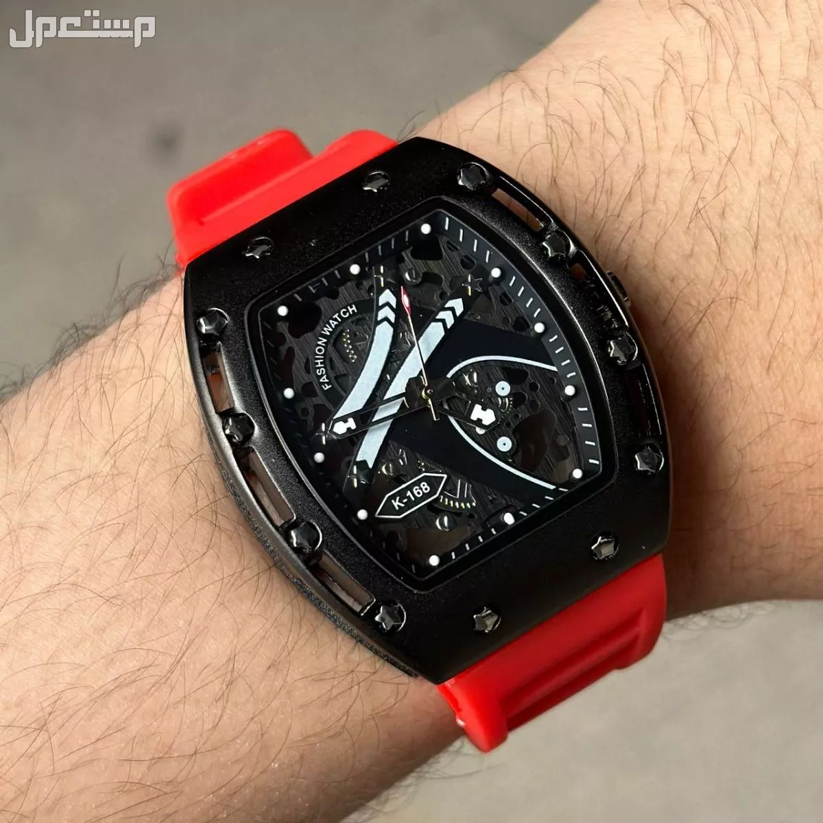 ساعات  جديدة في الرياض بسعر199ريال