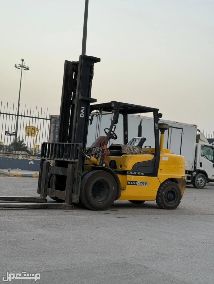 رافعات شوكيه للإيجار موديلات حديثة 2025 سيفتي كامل 100% رابغ وجميع مناطق المملكة