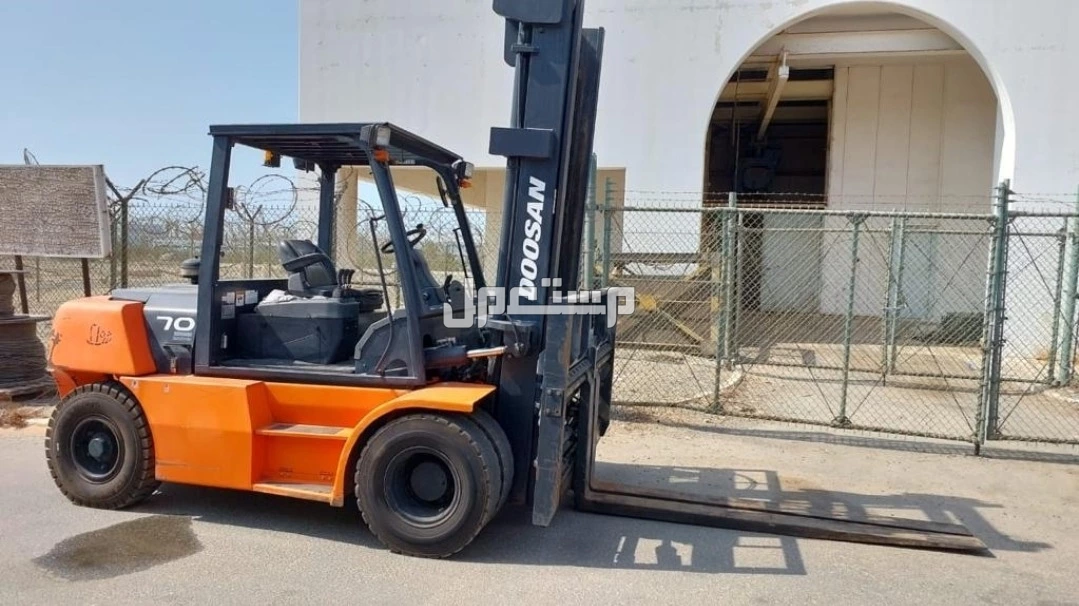 رافعات شوكيه للإيجار موديلات حديثة 2025 سيفتي كامل 100% رابغ وجميع مناطق المملكة