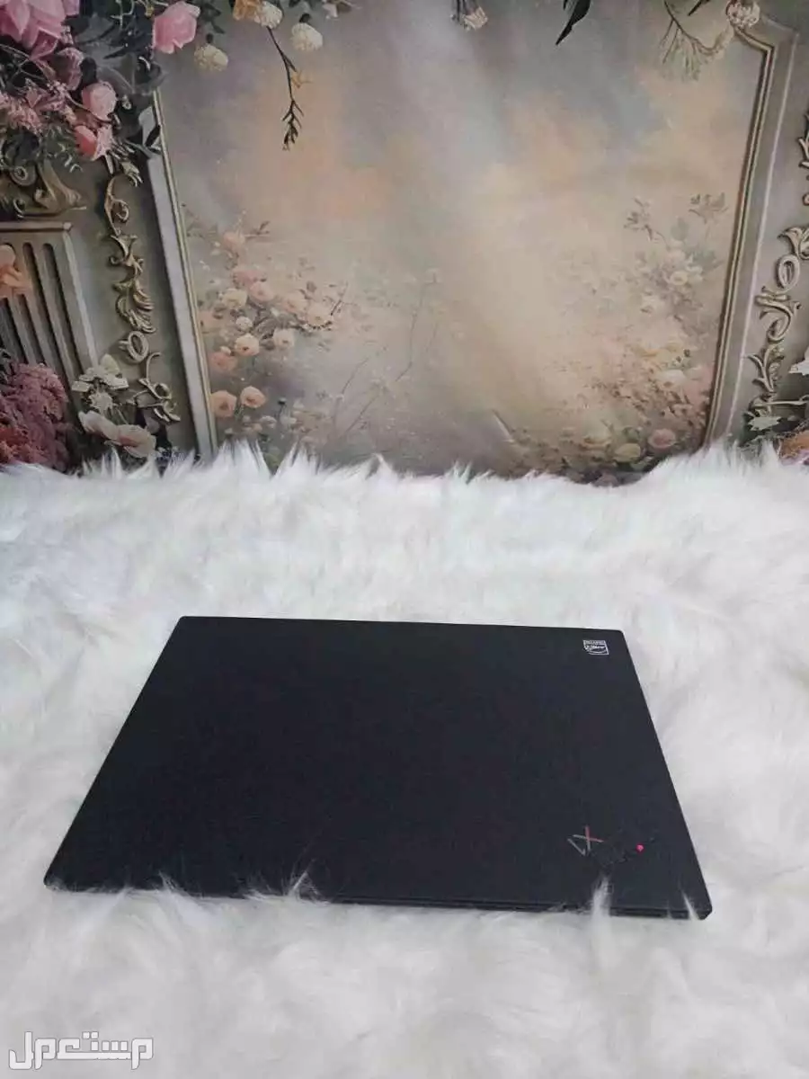 لابتوب لينوفو  x1 carbon i7 10th حالة المنتج ممتازة