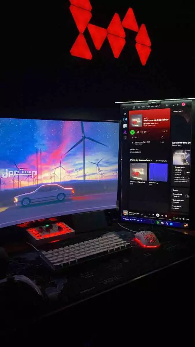 شاشة ViewSonic منحنية للألعاب 32 بوصة – شبه جديد