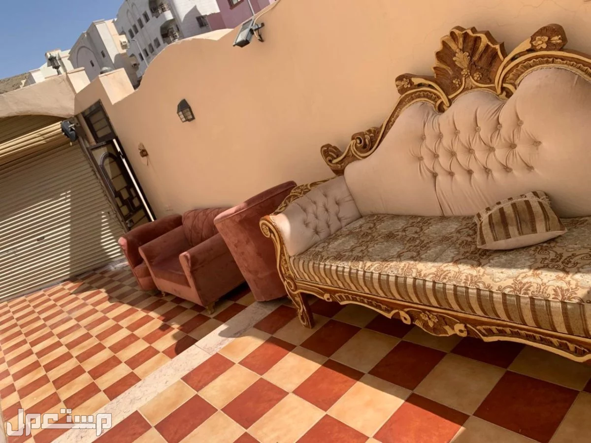 كنب  في مكة المكرمة حي الحمراء