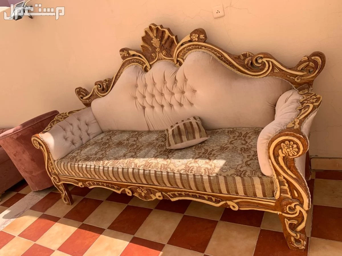 كنب  في مكة المكرمة حي الحمراء