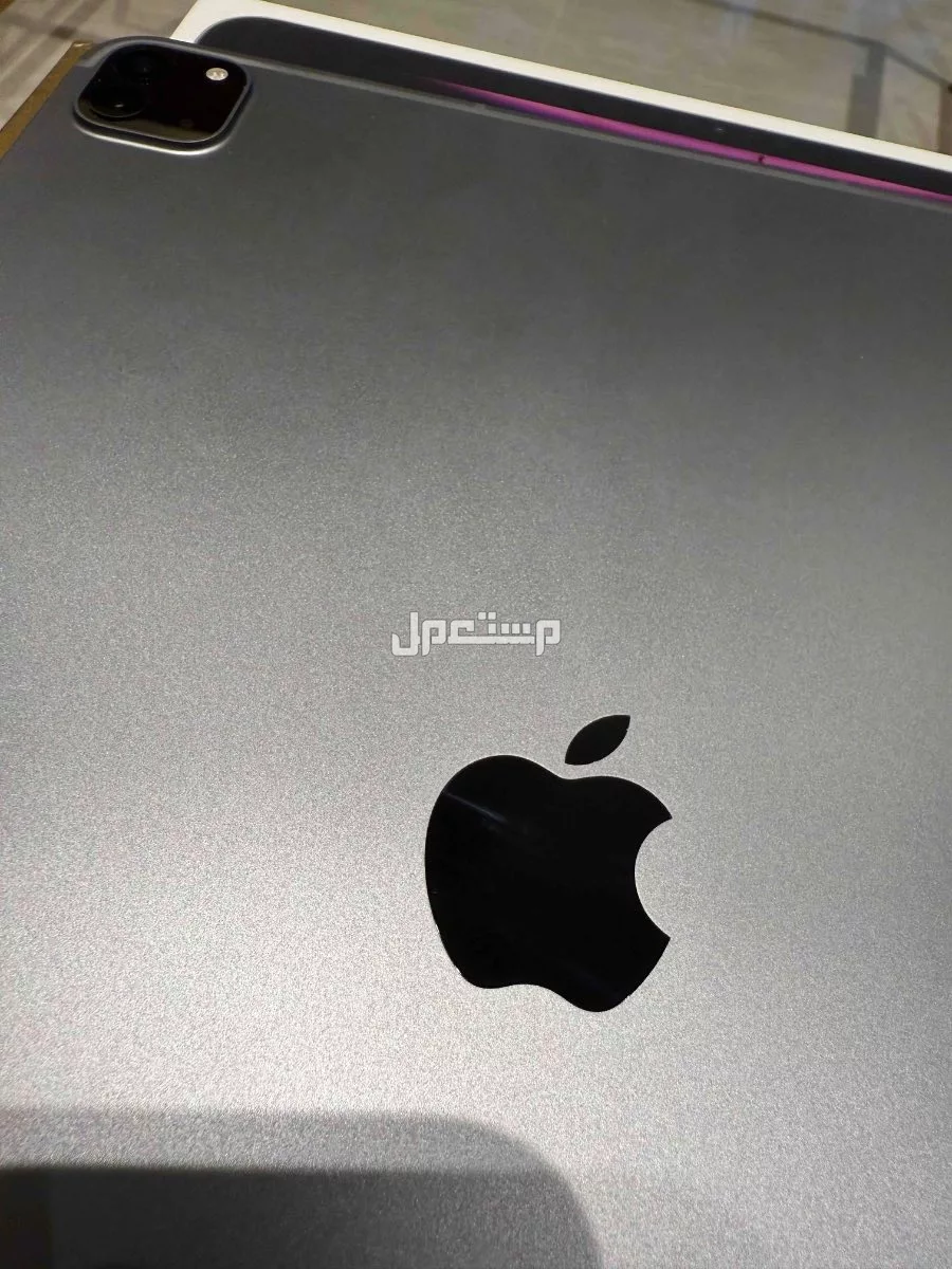 آيباد برو مقاس 12.9 بوصة 128 جيجا (الجيل السادس)