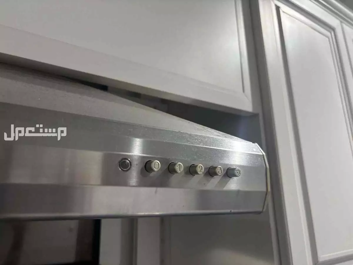 شفاط روائح للفرن في سكاكا بسعر 2500 ريال سعودي