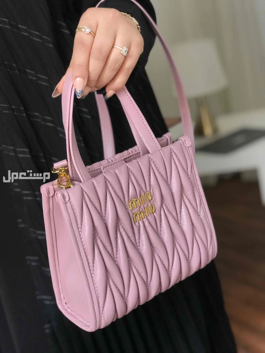 شنط ماركة ميو ميو ماستر كوالتي الشكل المربع