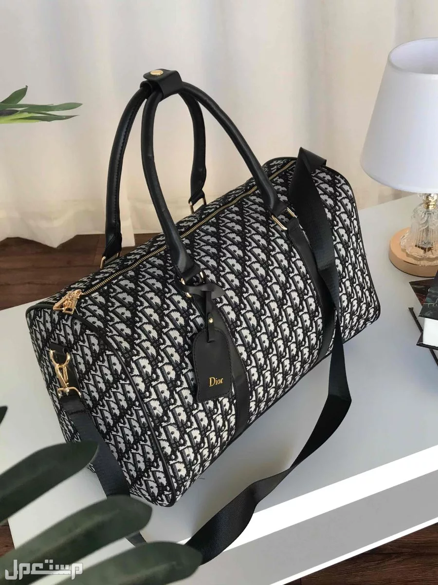 شنط سفر ماركات متنوعة حجمين ماستر كوالتي