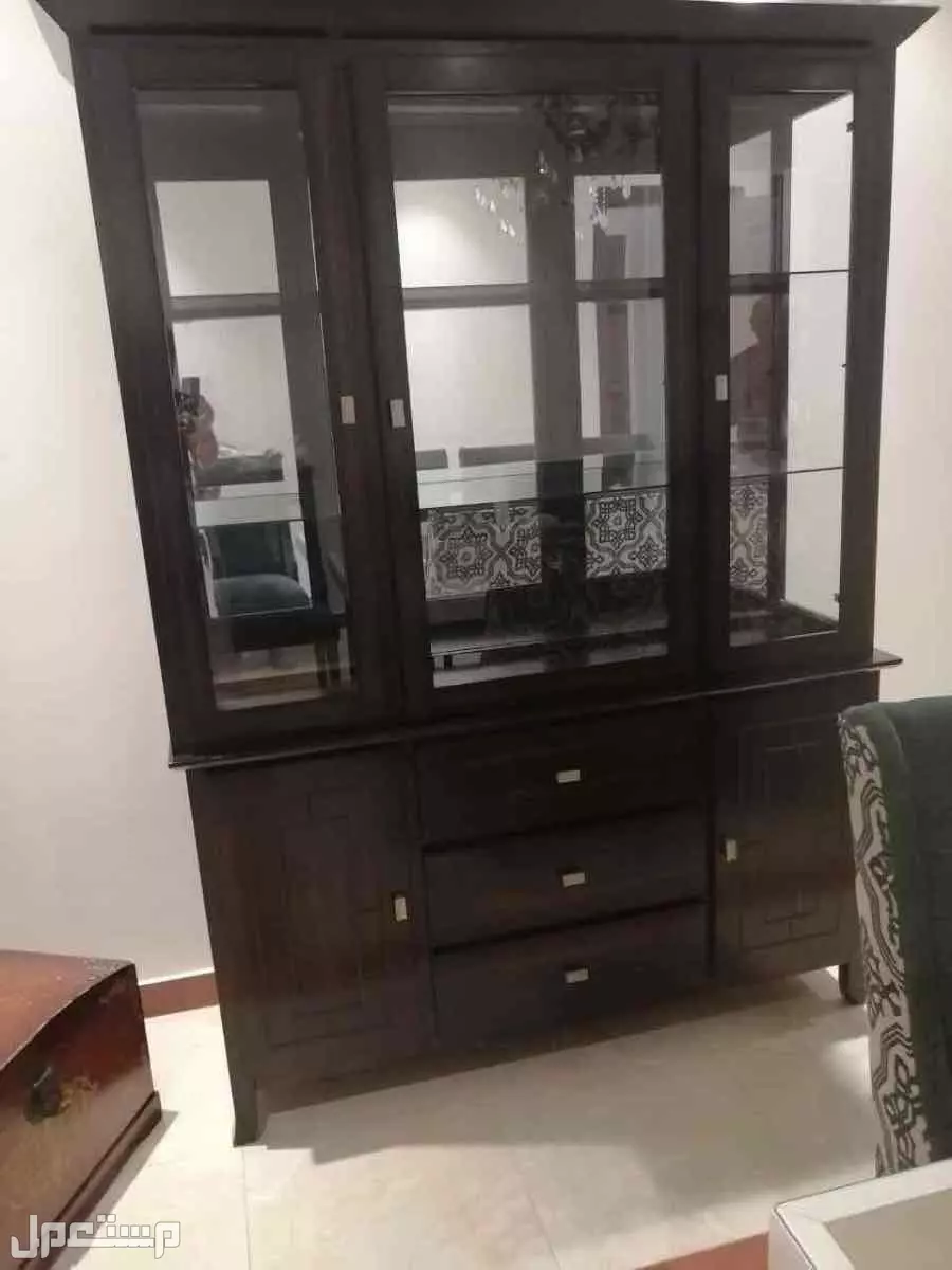 اثاث منزل بحالة ممتازة تصفية على الاثاث