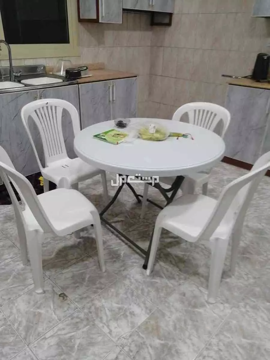 اثاث منزل بحالة ممتازة تصفية على الاثاث
