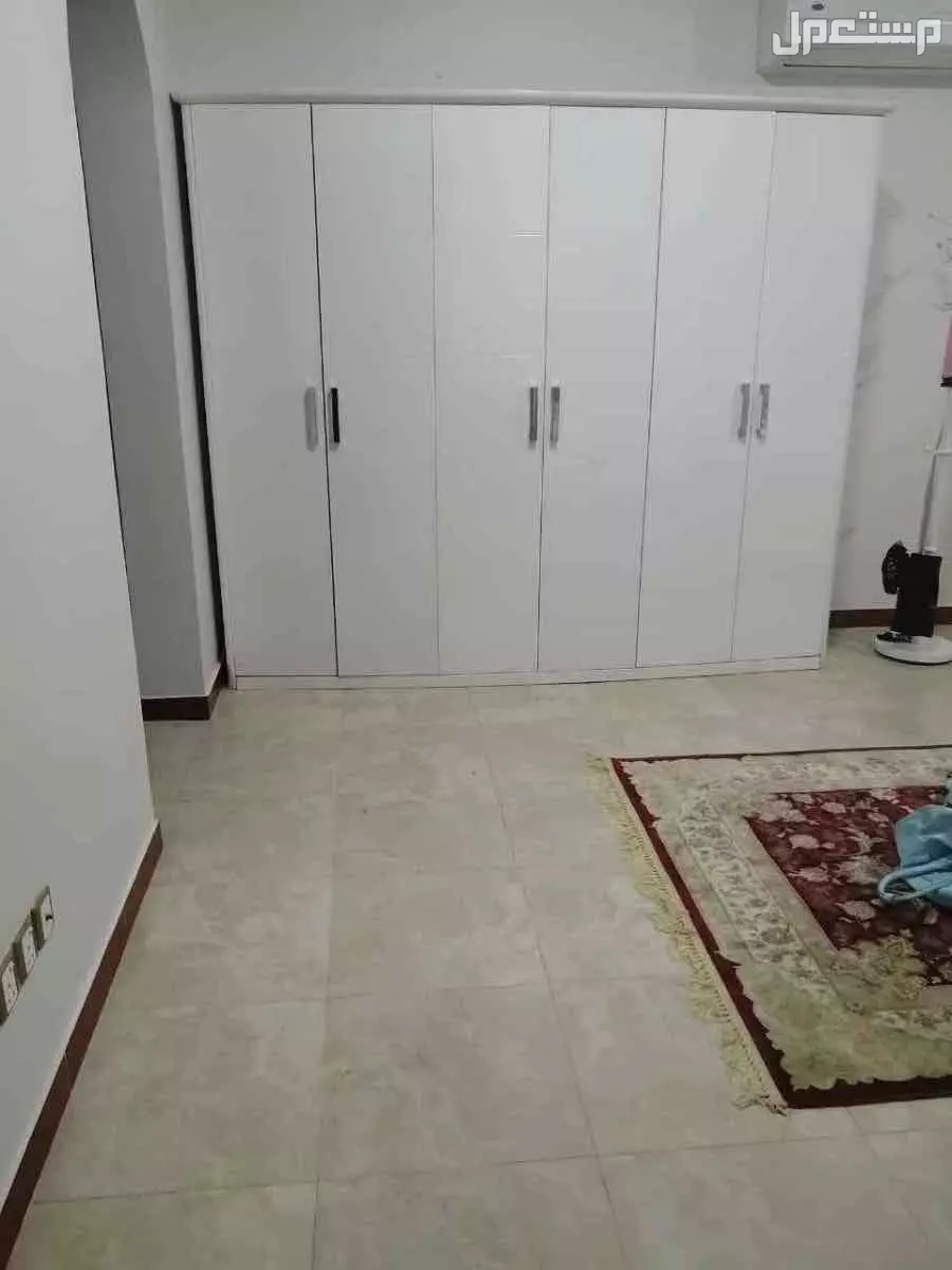 اثاث منزل بحالة ممتازة تصفية على الاثاث