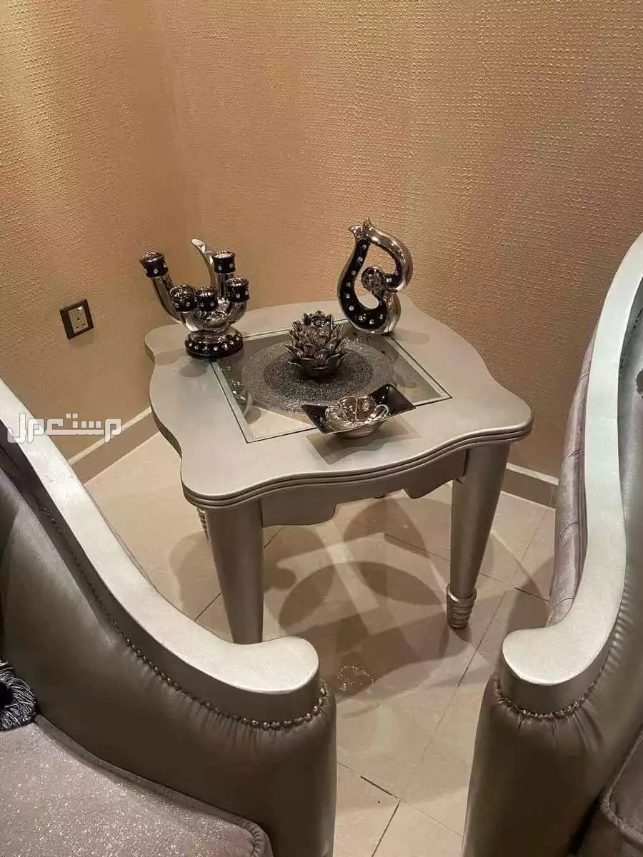 كنب مستعمل في مكة المكرمة بسعر 4500 ريال سعودي