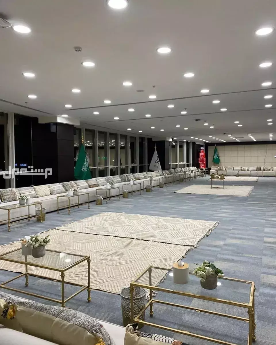 تأجير كنب تنظيم وتنسيق وتزين مناسبات خاصه عامه ميلاد تخرج افراح ملكه قاعات اجتماعات شاليهات فنادق استراحات احتفالات مؤتمرات تجهيز وتنسيق وتنظيم المناسبات الرياض 0502032649
