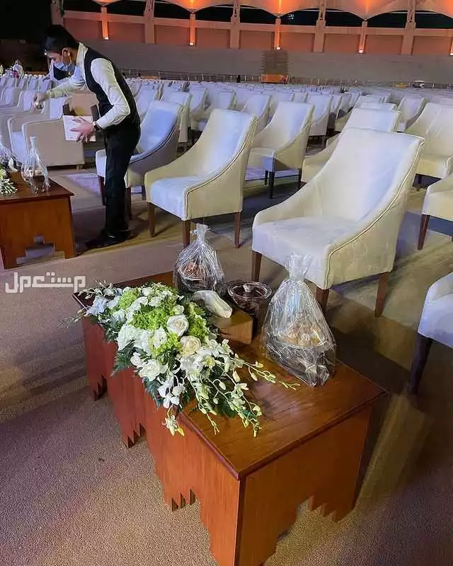 تأجير كنب طاولات طعام مكيفات زوالي قهوجين جلسات شعبيه خيام شعبيه اربيه بيت شعر الرياض 0502032649