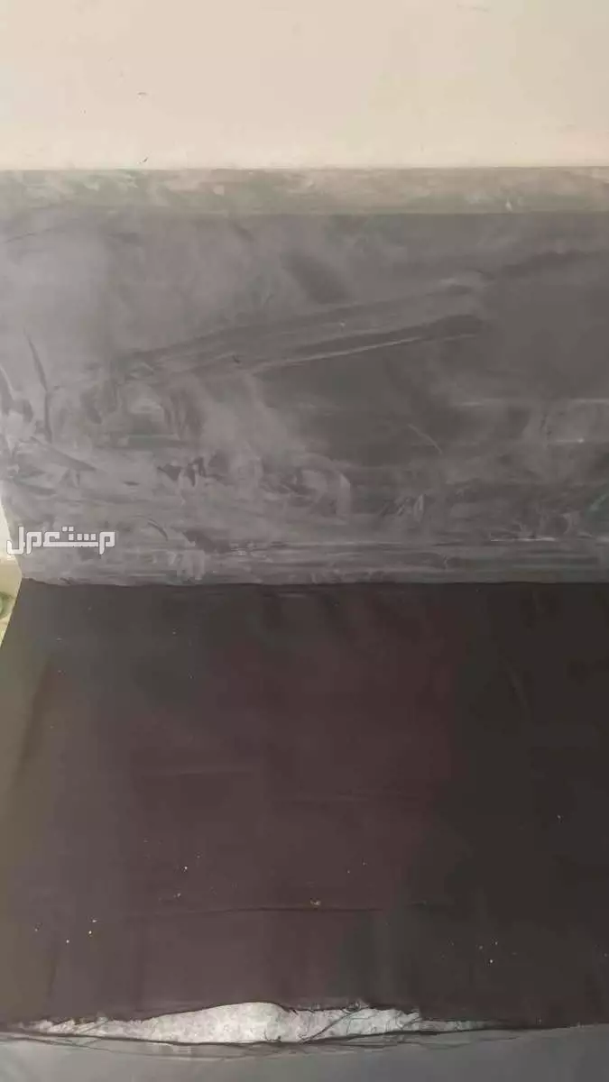 كنب عالي 9قطع ب950 بالدمام .ويوجد طاوله تلفزيون ب100
