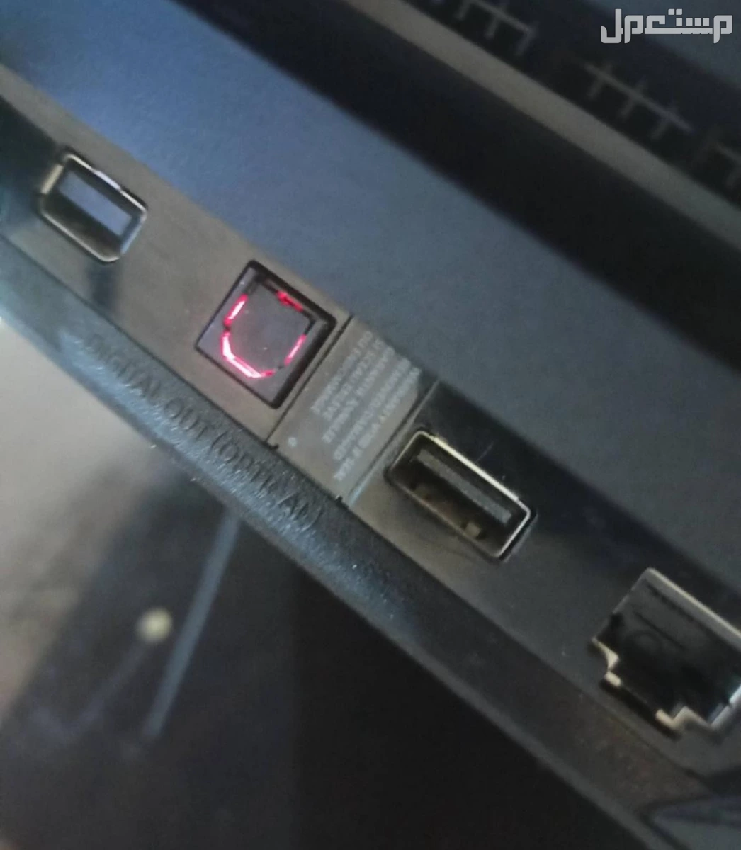 سوني فور برو ps4 في المدينة المنورة بسعر 550 ريال سعودي