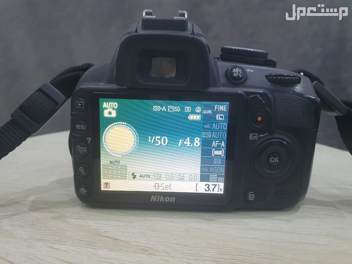 كاميرا نيكون احترافيه D3100 في الرياض بسعر 700 ريال سعودي