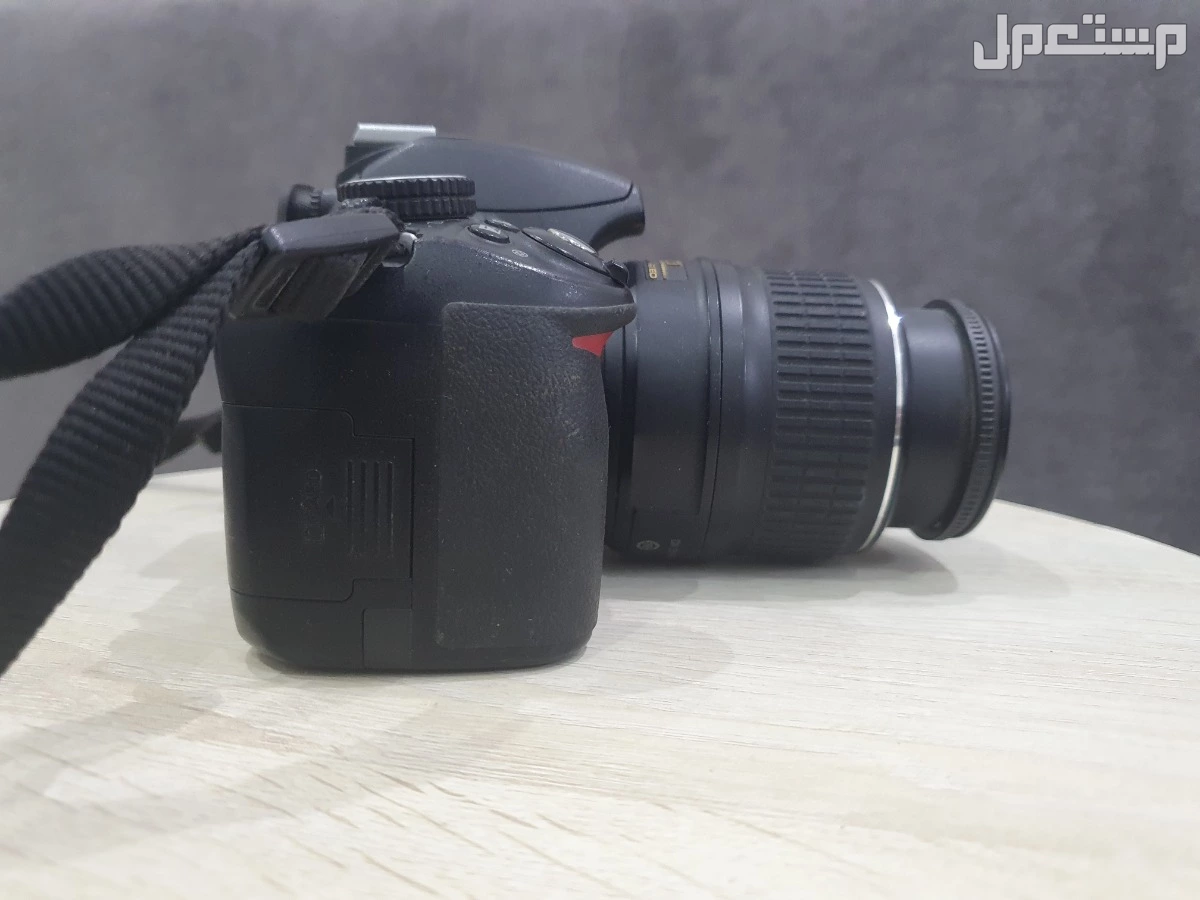 كاميرا نيكون احترافيه D3100 في الرياض بسعر 700 ريال سعودي