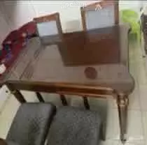 الطاوله للبيع مع الكراسي في البكيرية على السوم
