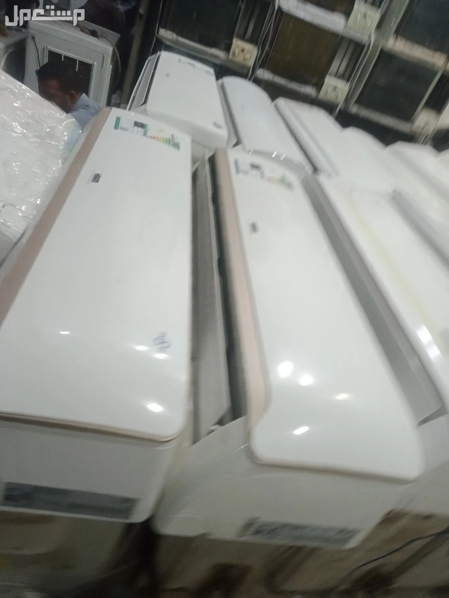لبيع جميع انواع المكيفات اسبليت وشباك أخو الجديد جوال ووتس اتصل نصل