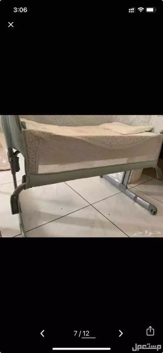 للبيع سرير اطفال من ماركة شيكو مع لحاف مثبت على المرتبه ومخدة بسعر 600 ريال