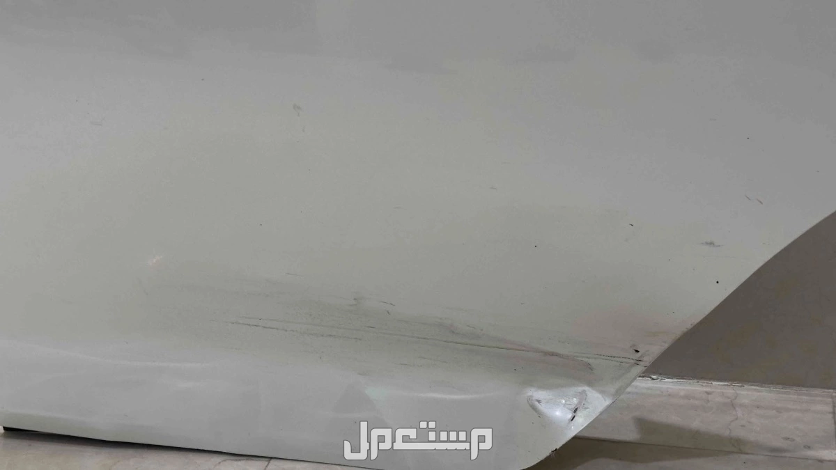 للبيع باب كامري 2014 خلفي بلدد