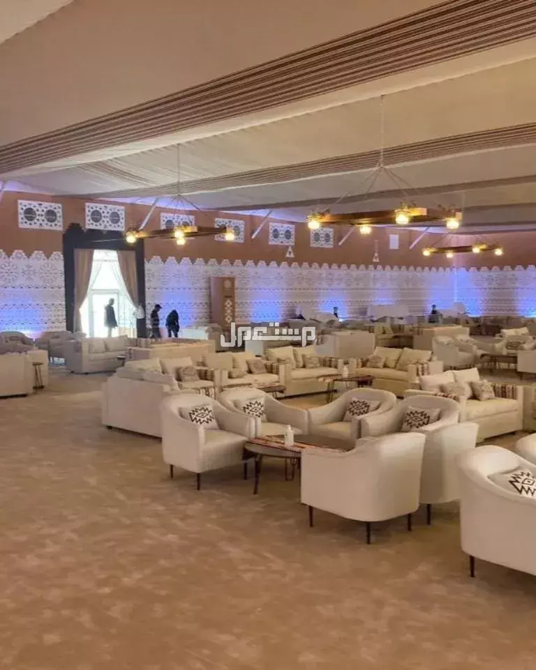 تأجير كنب تنظيم وتنسيق وتزين مناسبات خاصه عامه ميلاد تخرج افراح ملكه قاعات الأفراح عروسه زفاف كوشه كنب مداخل استقبال الرياض