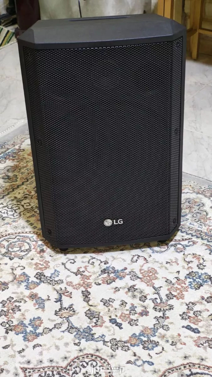 سماعه بلوتوث LG السعر 600 ريال استعمال نظيف