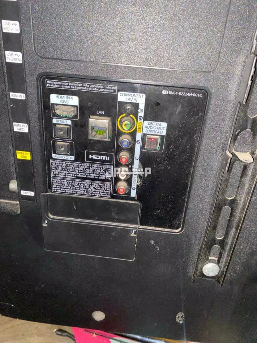 شاشة للبيع في المدينة المنورة بسعر ألف ريال سعودي