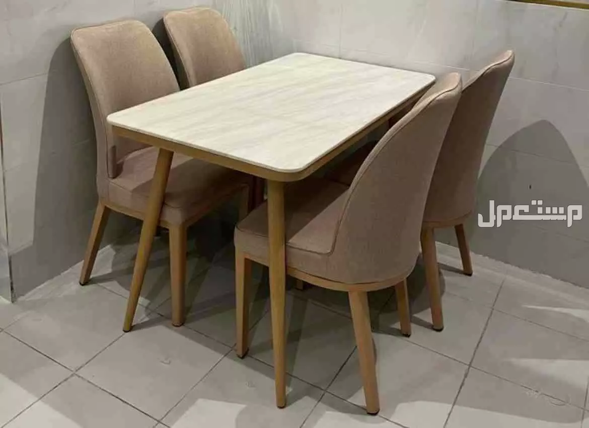 كنب حرف L نظيف جدا صناعة ممتاز  بالإضافة الا بوفة60 في 60 القاعد معدن قوي السعر 600