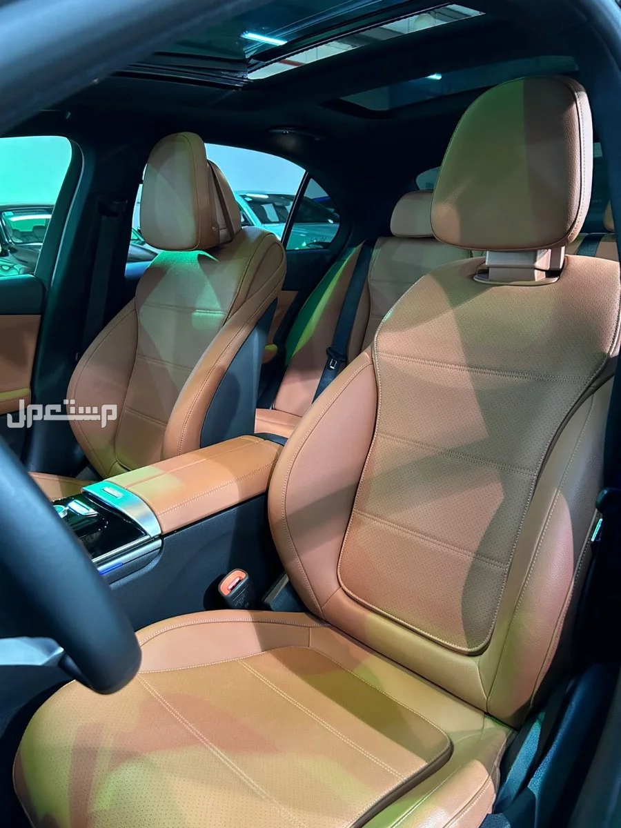 مرسيدس بنز C-Class 2022 في دبي بسعر 120 ألف درهم إماراتي