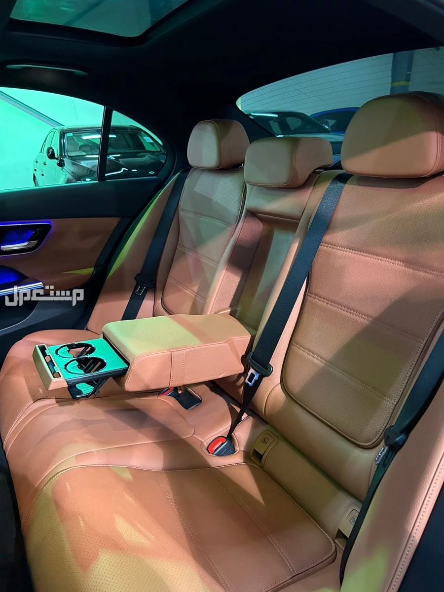 مرسيدس بنز C-Class 2022 في دبي بسعر 120 ألف درهم إماراتي