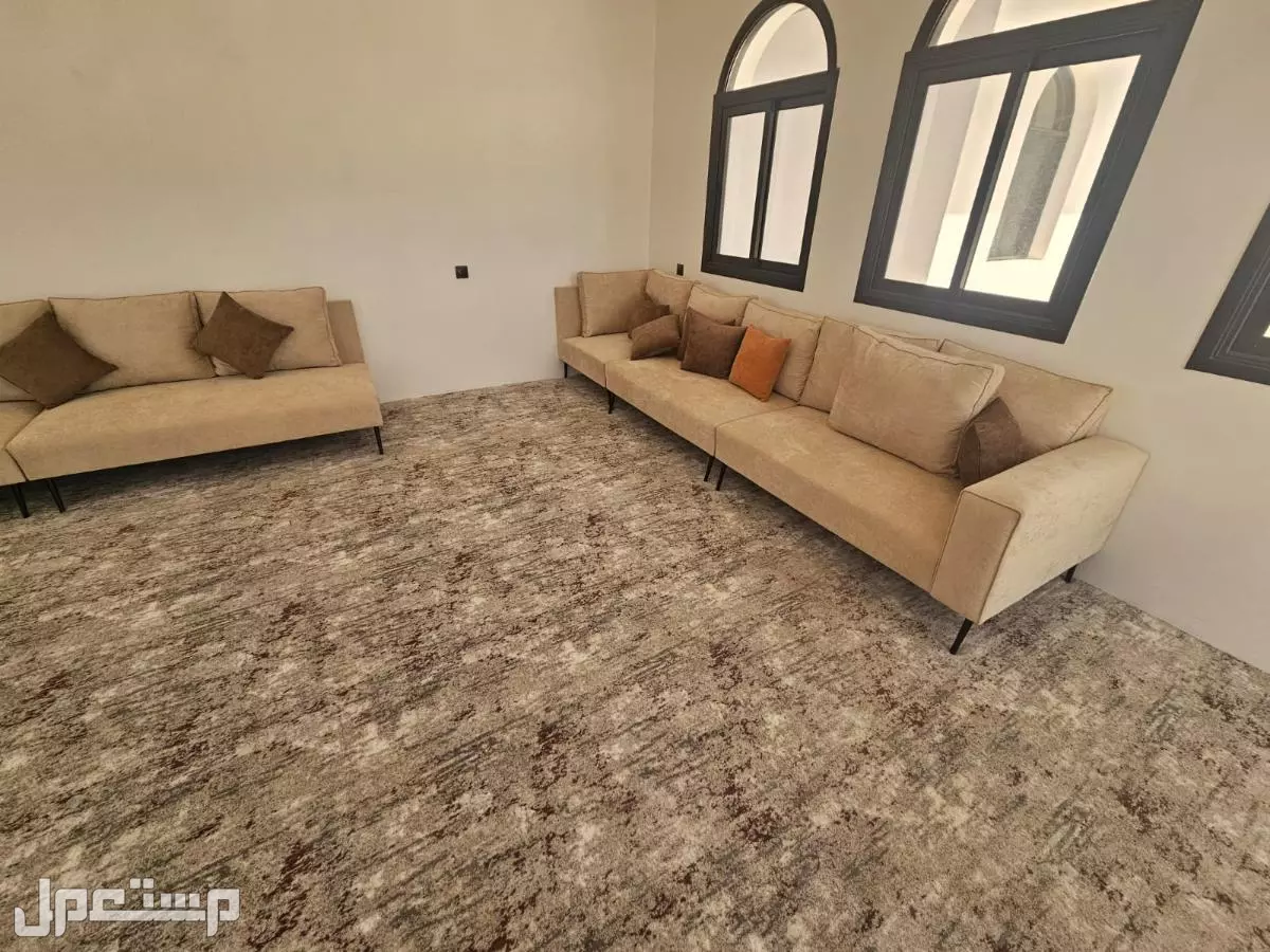 كنب للبيع على السوم بالمدينة المنورة