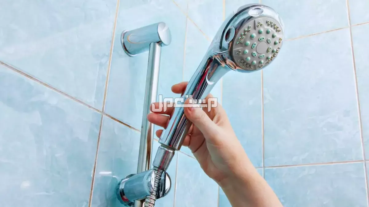 أفضل أنواع دش الحمام 2025.. كيف تختار النوع المناسب بالصور؟ رأس دش موفر للماء