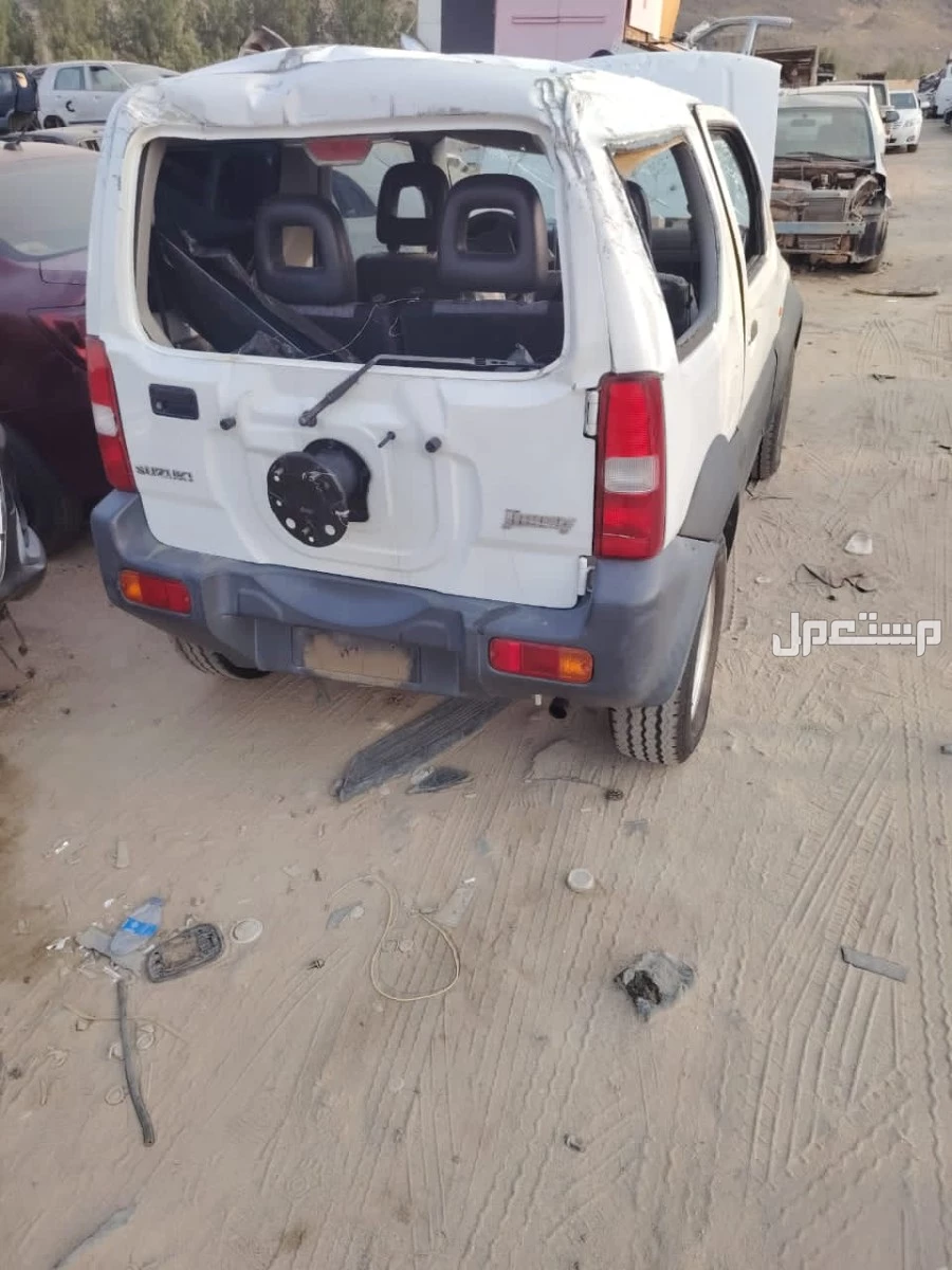 للبيع متوفر لدينا جميع قطع غيار سيارات سزوكي جمني بيع قطع غيار فقط تشليح