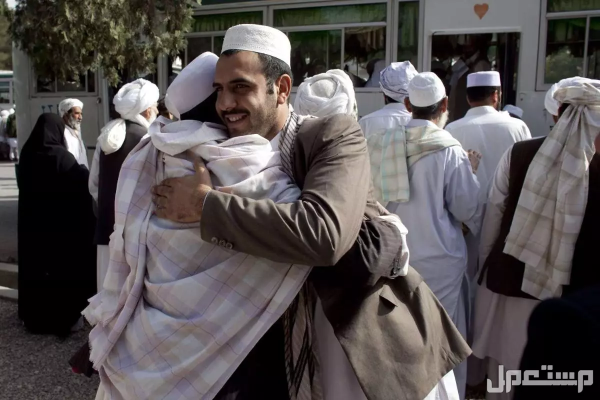 أجمل تهاني الحج 2025 مكتوبة وجاهزة وكيفية الرد عليها حكم تهنئة الحاج