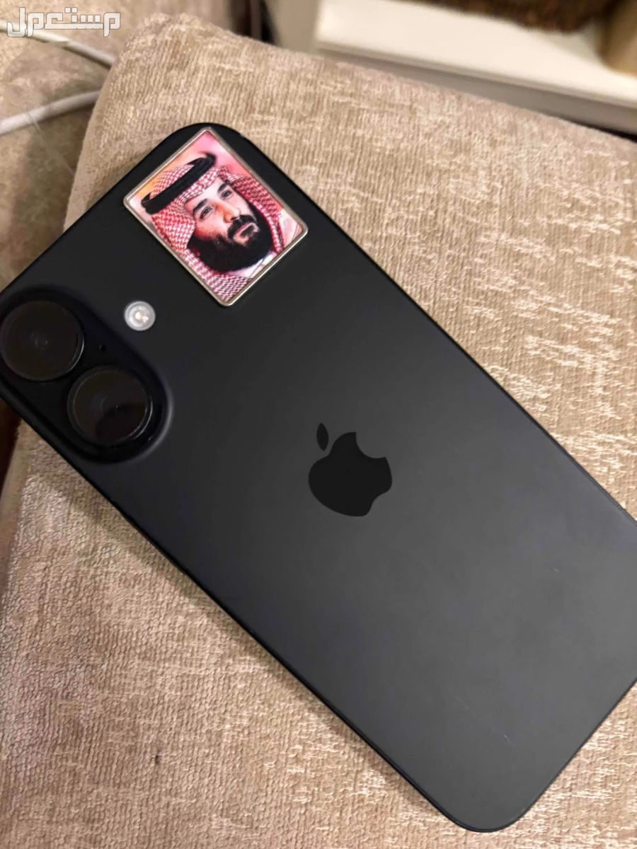 للبيع اي فون16 اسود نظيف شبه الجديدالرياض