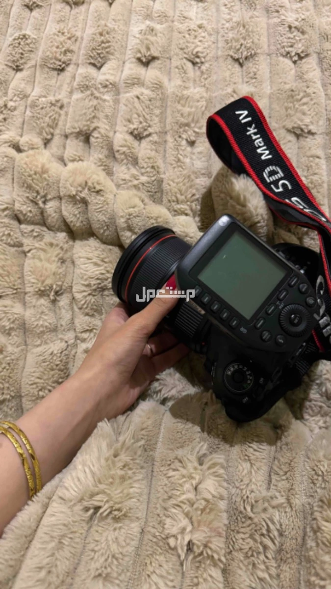 كاميرا كانون 5d mark IV مع عدسة 24-70