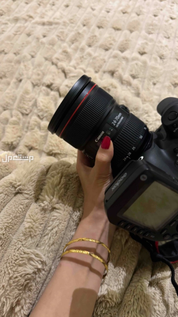 كاميرا كانون 5d mark IV مع عدسة 24-70