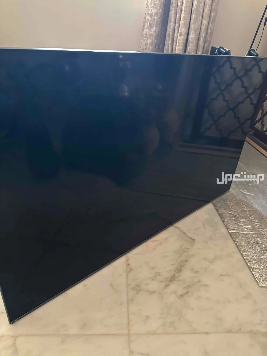 شاشات مكسورة لاجهزة تلفاز ال جي وسوني للاستفادة من القطع في جدة بسعر 800 ريال سعودي