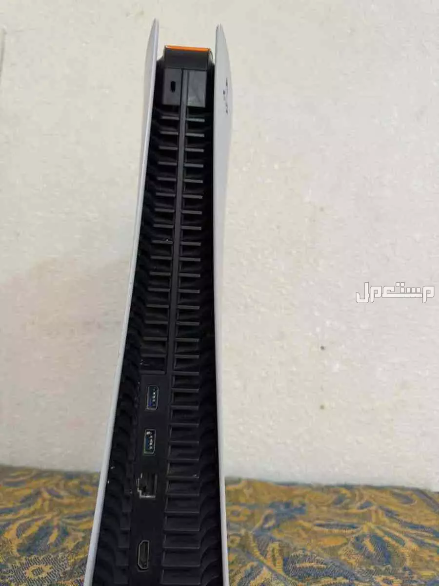 سوني فايف نضيف جداً الصامل يجي