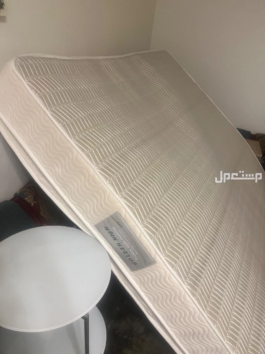 للبيع مرتبة سرير مقاس 200X180 في الرياض بسعر 350 ريال سعودي